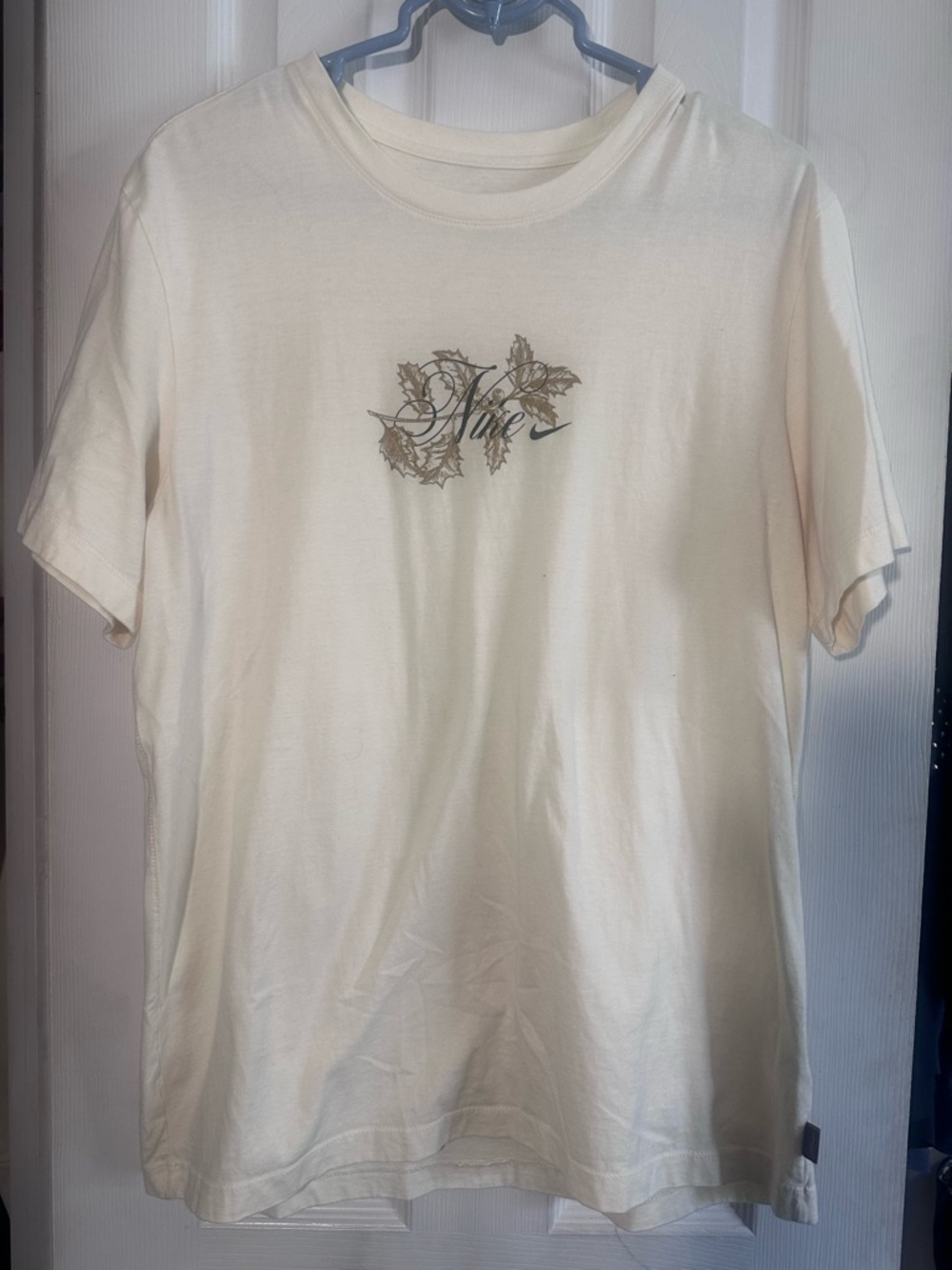 Nike Men's Cream Nike Graphic Logo T-Shirt